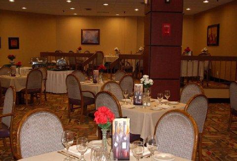 La Quinta Inn & Suites Pittsburgh North McCandless Township Exterior foto
